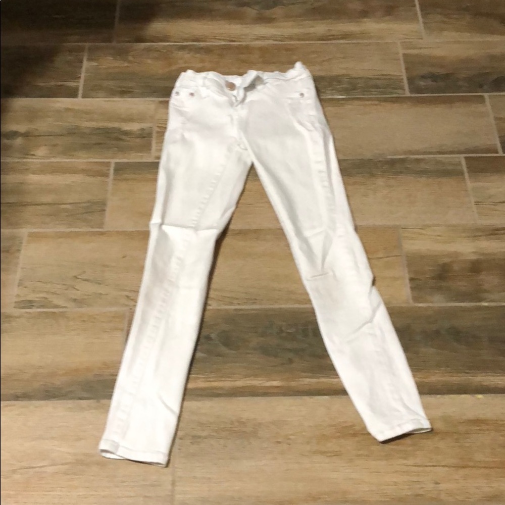 White tractr pants